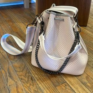 Zoe shell bucket neoprene Haute Shore bag NWT